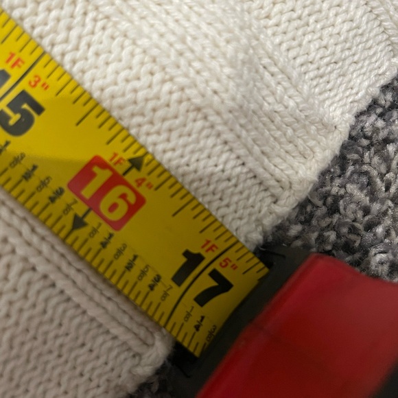 Urban Outfitters cream v neck ribbed long sleeve cropped sweater petite S - Picture 9 of 13